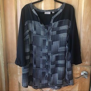 Modern Black & White AVENUE Blouse sz 22/24